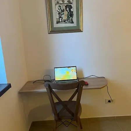Apartamento Studio Sitei 44 *