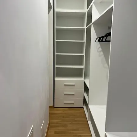 Studio Sitei 44 *